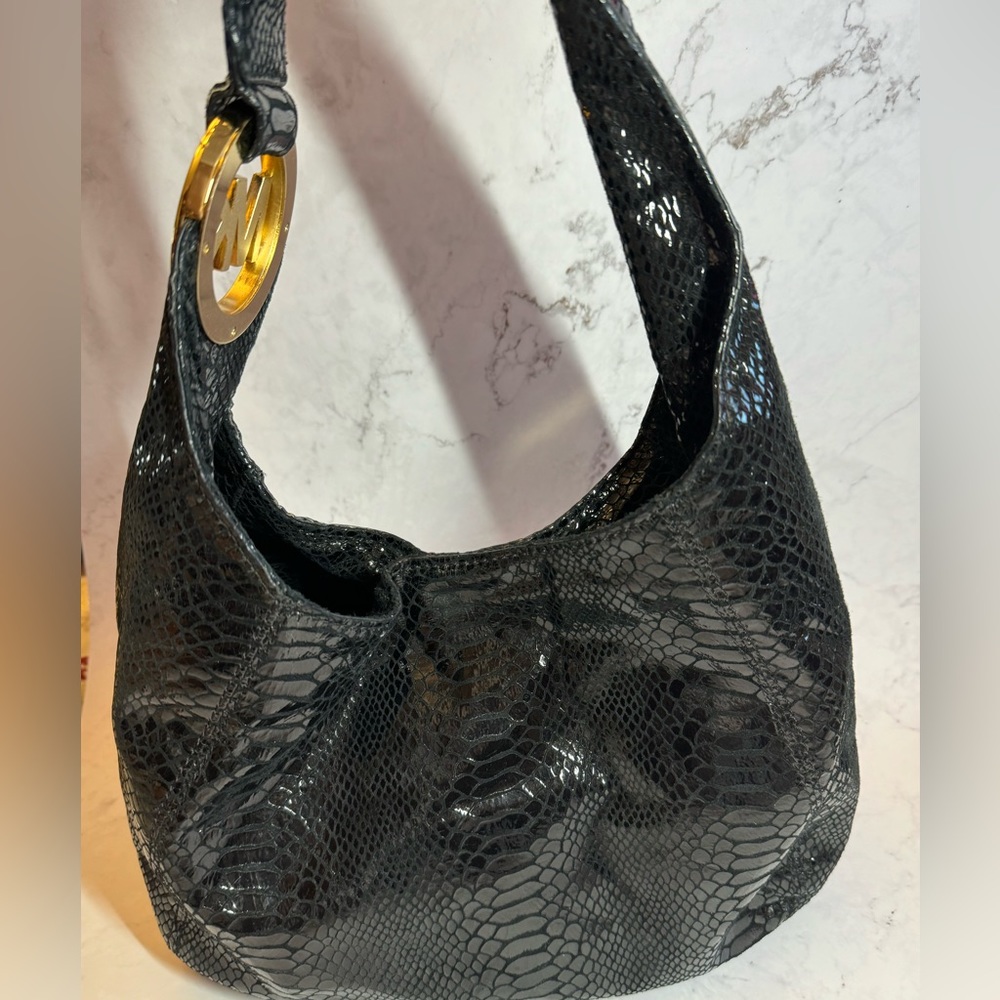 MICHAEL KORS HOBO BAG with GOLD MK LOGO